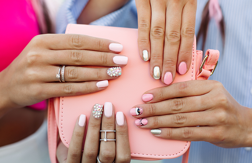 About Arapahoe Snappy Nails salon